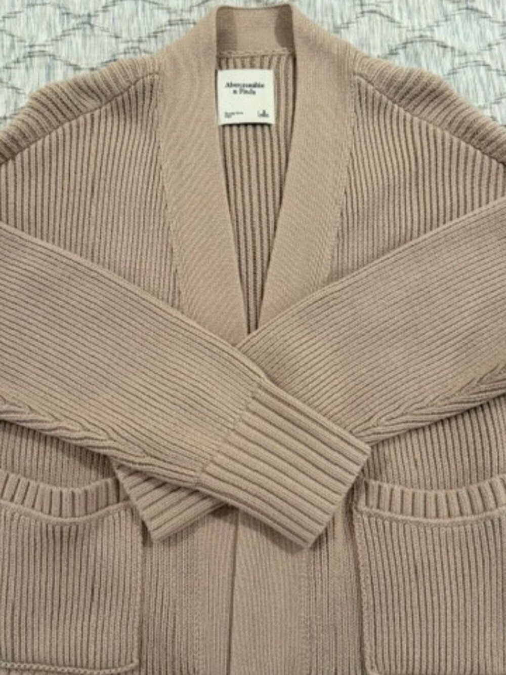Abercrombie & Fitch cardigan Size S